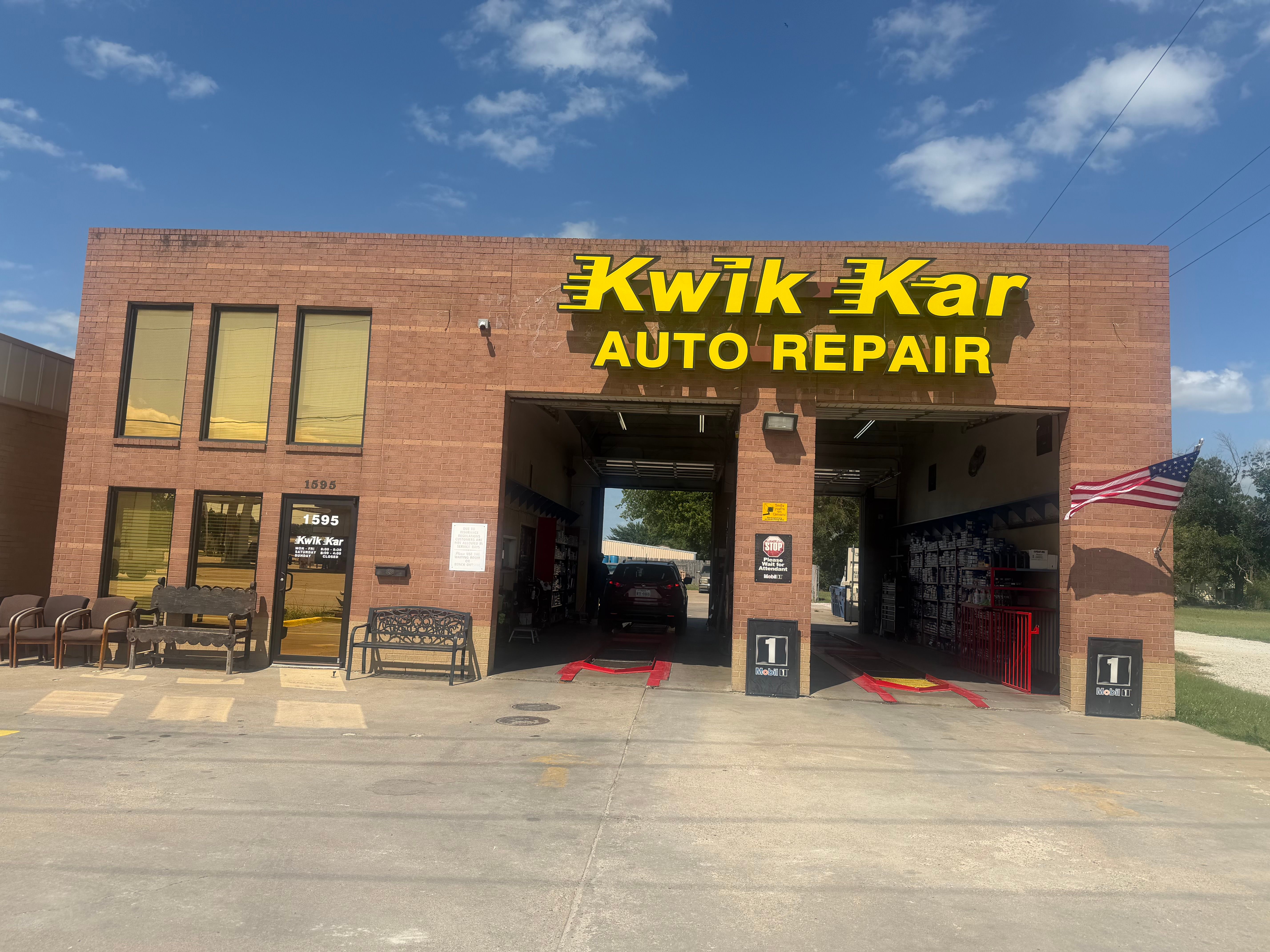 Kwik Kar Lube & Tune Stephenville TX storefront at 1595 N Graham St — oil change and auto repair
